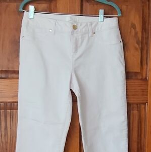 1822 Denim White Ankle Cropped Jeans